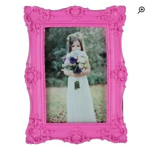 New In BOX!  Resin Frame - Barbie pink!